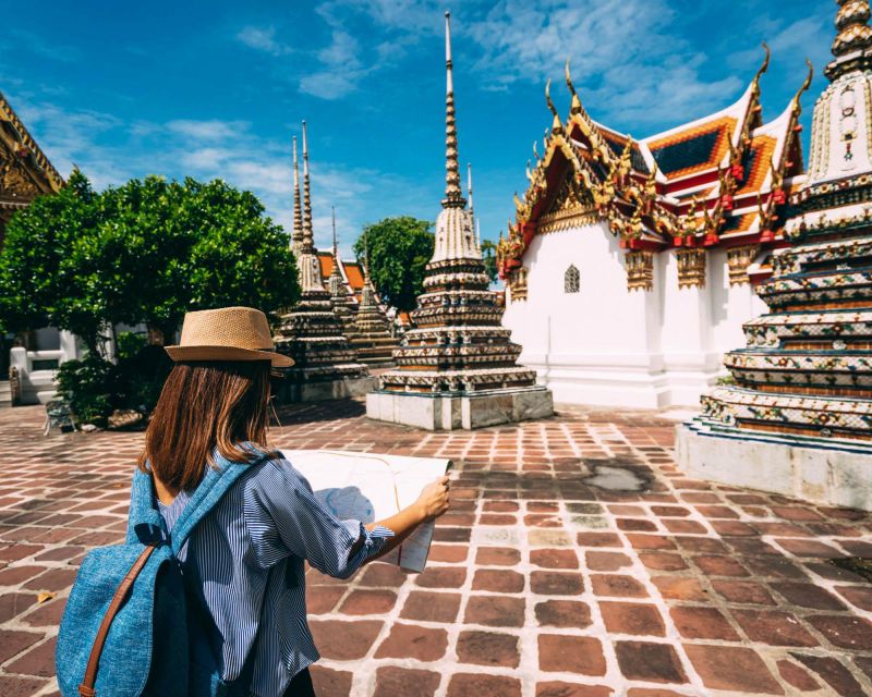Bangkok: Instagram Spots & Half-Day Temples Tour - Wat Pho: Reclining Buddha, gold leaf, and a mosaic maze