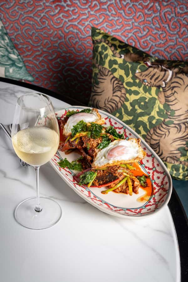 Bangkok: Jim Thompson, A Thai Restaurant F&B Packages - What You’ll Eat and Drink: Popular Thai Dishes, Smart Portioning