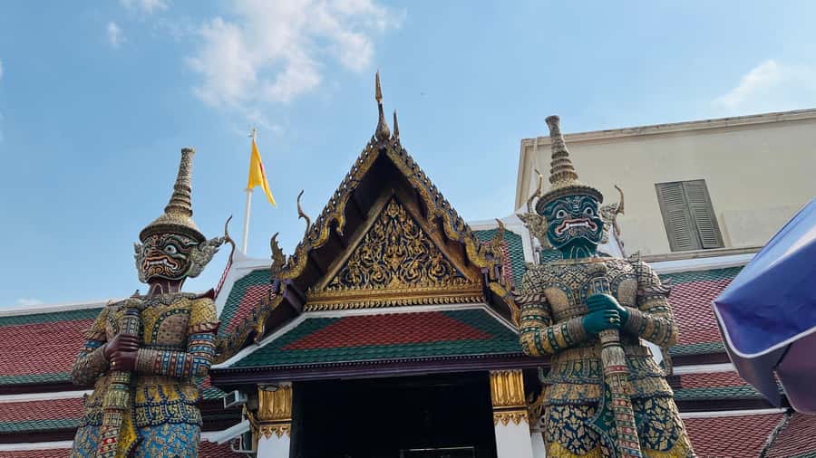Bangkok: Kid On Tour Grand Palace and Emerald Buddha - Starting at the Grand Palace: How the Tour Begins