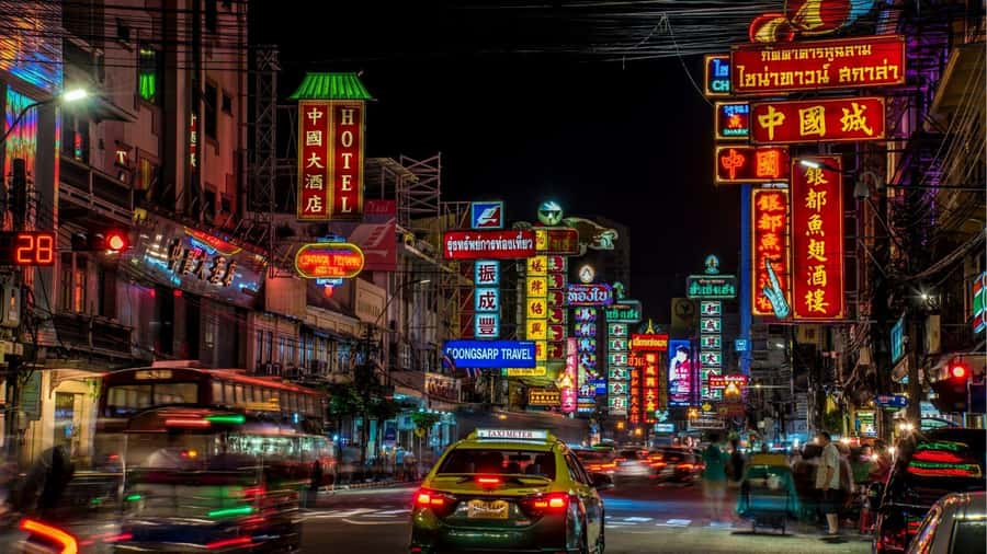 Bangkok: Lebua Sky Bar & China Town Street Food by Tuk Tuk - Tuk-tuk night sights: temples and monuments without the headache