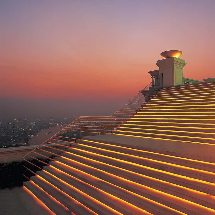 Bangkok: Lebua Sky Bar & China Town Street Food by Tuk Tuk - Lebua Sky Bar on the 63rd floor: what the hour is really for
