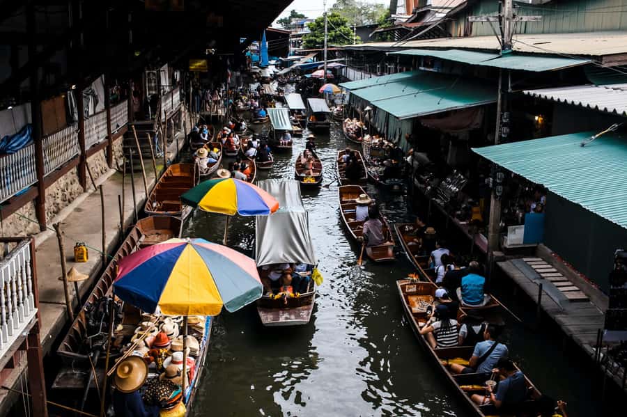 Bangkok: Maeklong Train Market & Amphawa Floating Market - Maeklong Railway Market: Watching Stalls Vanish for the Train