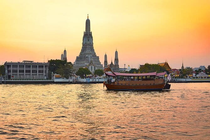 Bangkok Manohra Cruise Sunset Dining on Chao Phraya River - Key Things I’d Pay Attention To