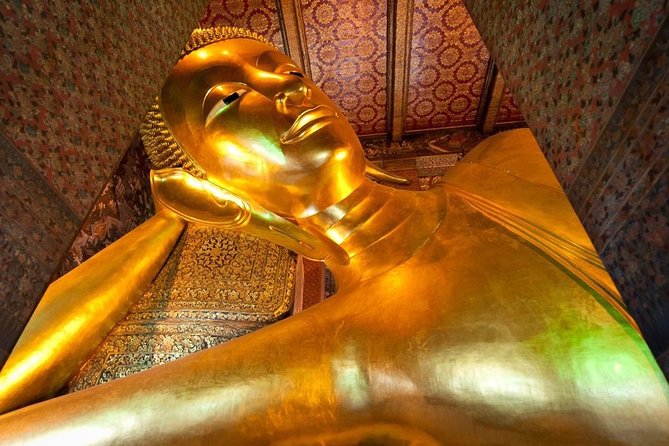Bangkok Markets, Palaces and Temples Excursion - Wat Pho’s Reclining Buddha: long, iconic, and a different pace