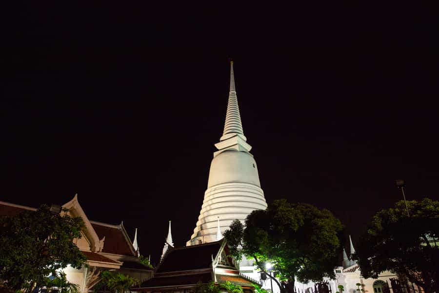 Bangkok: Markets, Temples and Food Night Tour by Tuk Tuk - Who Should Book This Tour (and Who Might Skip It)