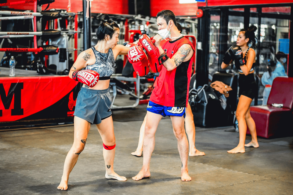 Bangkok: Muay Thai Training Class by Krudam Gym@Sukhumvit 36 - Language and Comfort: You Can Ask Questions Without Fear