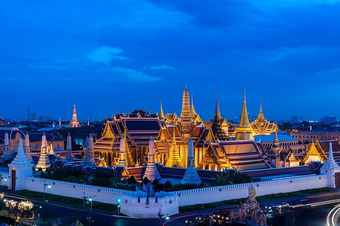 Bangkok Night Lights: Temple & City Tour by Tuk Tuk (SHA Plus) - Sao Chingcha (Giant Swing): quick stops, big photo payoffs