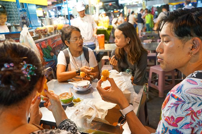 Bangkok Night Michelin Foodie Tour in Chinatown with 15+ tastings - The Route: Dumplings to Dim Sum to Pad Thai to Fishball Noodles (and Dessert)
