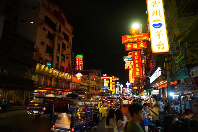 Bangkok Night Michelin Foodie Tour in Chinatown with 15+ tastings - Small Group (Max 7) Means Less Chaos and More Eating