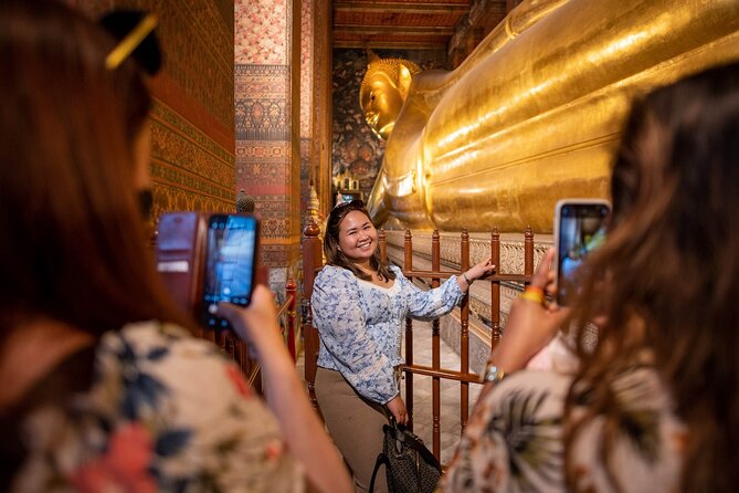 Bangkok Night Tour: Wat Arun, Wat Pho, Chinatown & Tuk Tuk Ride - Why a 4:30 pm start makes sense for Wat Pho and Wat Arun