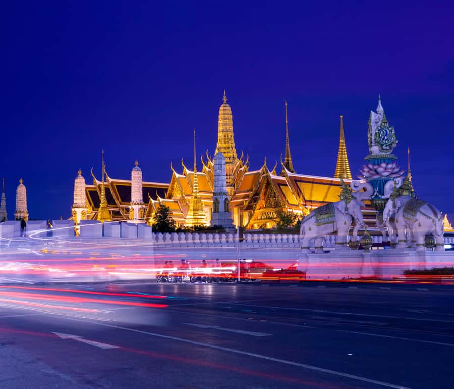 Bangkok Night Tuk Tuk: Private Tour of Markets & Landmarks - Ending at Khao San Road: high-energy finale without the day crowd