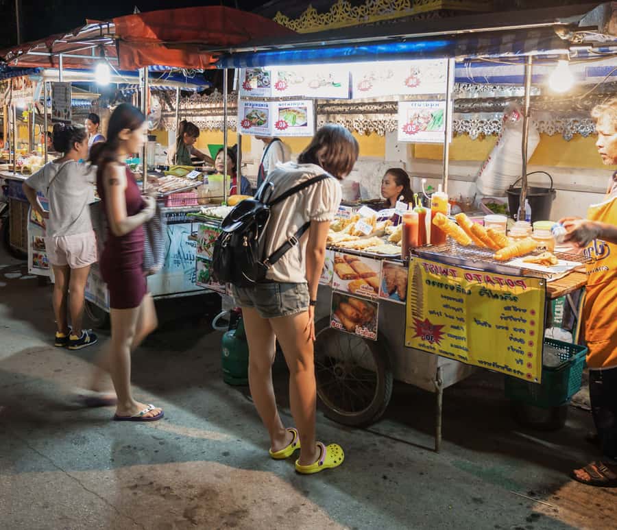 Bangkok Night Tuk Tuk: Private Tour of Markets & Landmarks - Talat Noi at night: street art, antique shophouses, and Chinese shrines