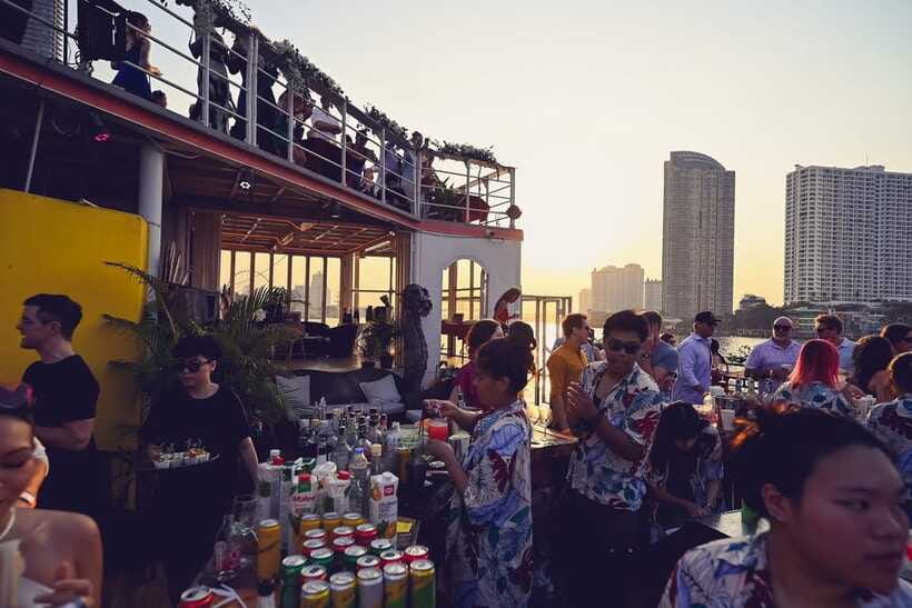 Bangkok: Party Boat Cruise with DJ and Live Music - Welcome drink and the real cost of staying in the fun