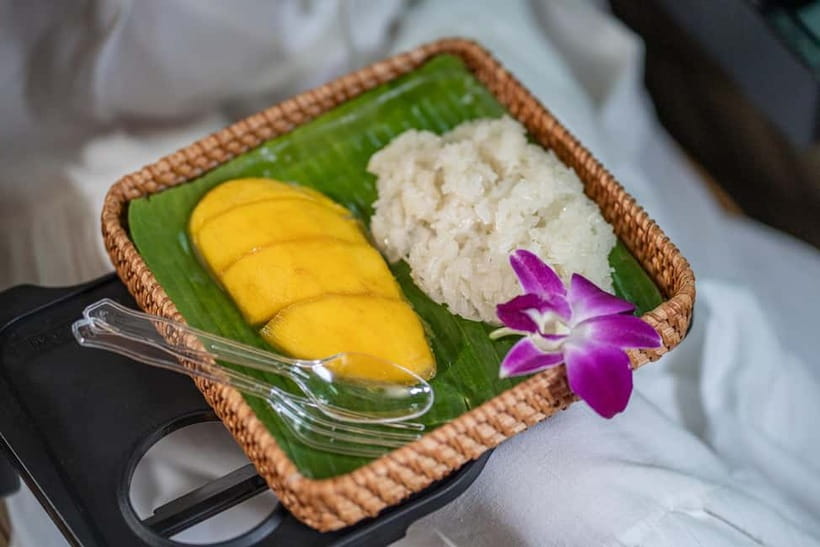 Bangkok: Premium Damnoen Saduak & Railway Market By Food Bus - Timing, meeting points, and what to pack so you’re comfortable