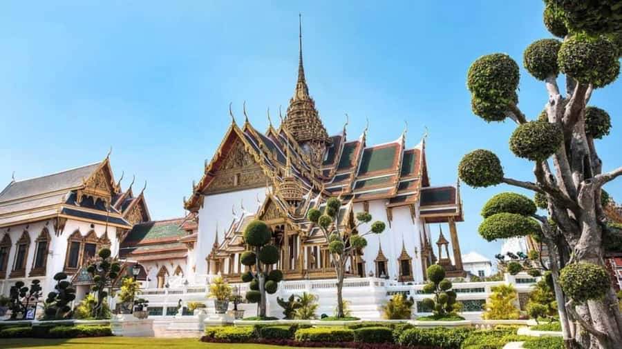 Bangkok: Private Charter with Customizable Route - Driver communication: basic English, translation help, and when to upgrade