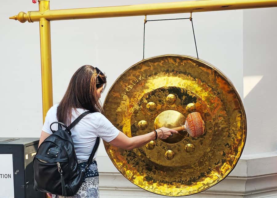 Bangkok Private & Custom Local Guide Tour - Food, Souvenirs, and Realistic Expectations for a 6-Hour Day