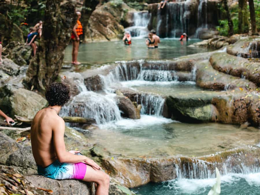 Bangkok: Private & Customized Kanchanaburi Tour - Comfort, Pace, and What the Guides Are Doing for You