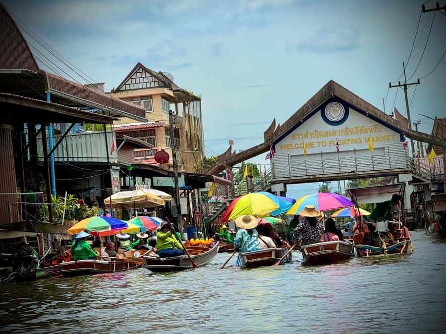 Bangkok: Private Floating Market and Train Market Experience - What to Bring and How to Stay Comfortable in Bangkok Heat