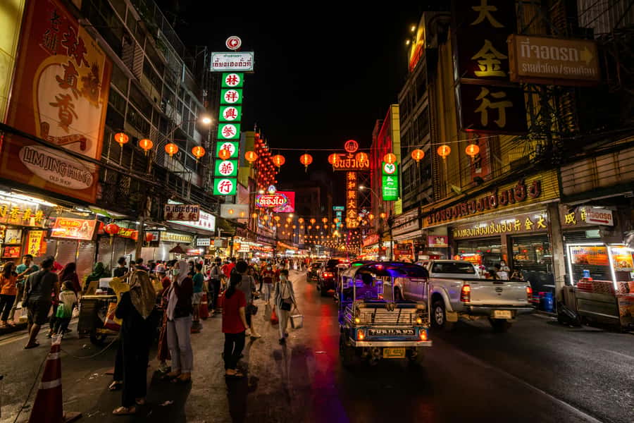 Bangkok: Private Tuk-Tuk Night Tour, River Boat & Eats - Key highlights to look forward to