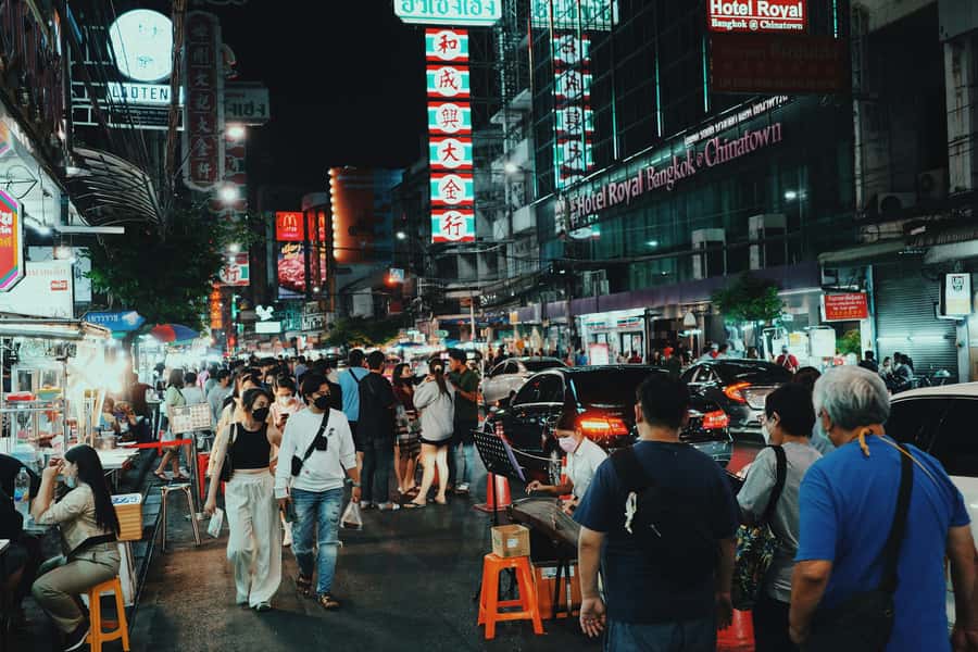 Bangkok: Private Tuk-Tuk Night Tour, River Boat & Eats - The Tuk-Tuk Night Loop: Grand Palace Area to Wat Pho to Giant Swing