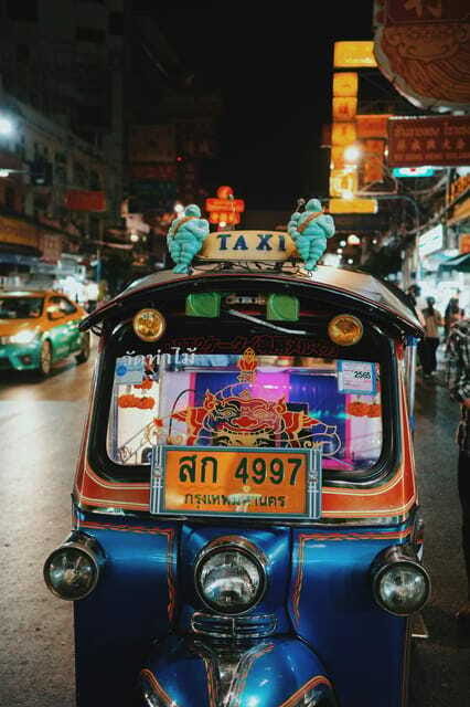 Bangkok: Private Tuk-Tuk Night Tour, River Boat & Eats - Price and Value: Is $125 Per Person Worth It for This Much Night Transport?