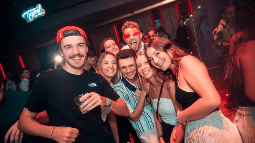 Bangkok: Pub Crawl - VIP perks and skipping cover: what you actually gain