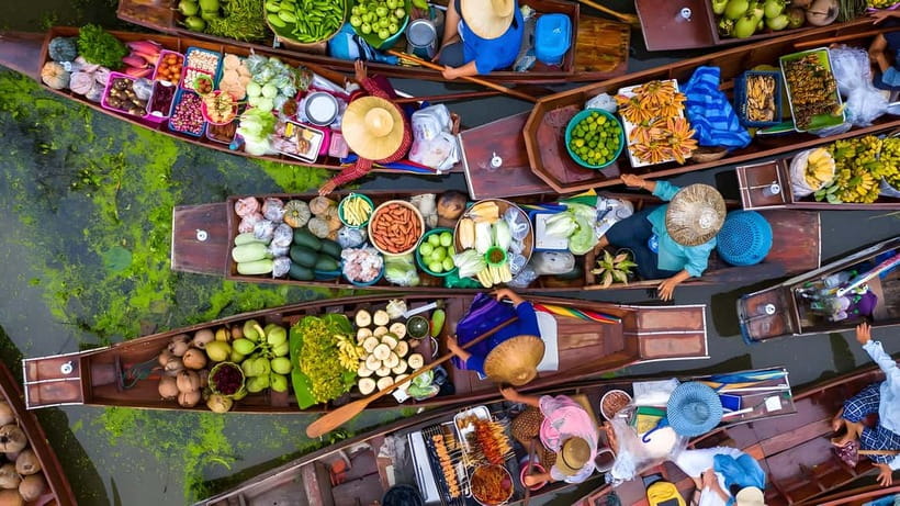 Bangkok: Railway, Floating Market & Chao Phraya Cruise Tour - The morning van ride: comfort first, so you can enjoy the chaos later