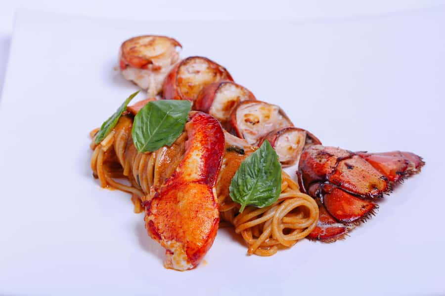 Bangkok: Red Sky Restaurant 55th Floor - Rooftop-Style Atmosphere and Service You Can Feel