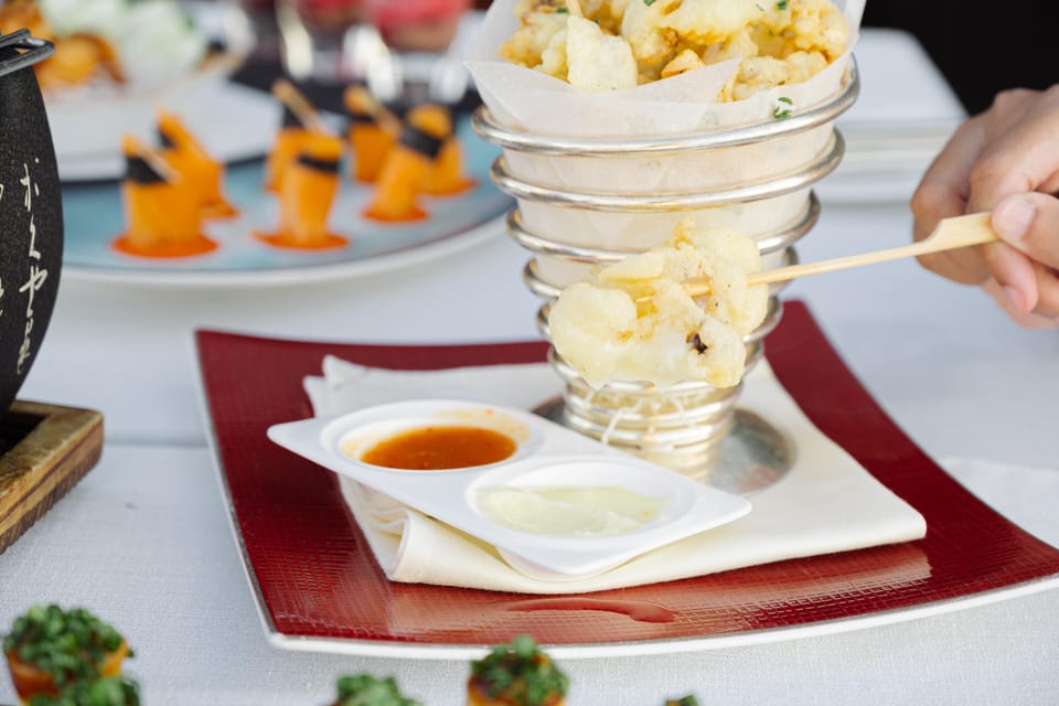 Bangkok: Red Sky Rooftop & Bar 56th Floor - The food and drink menu: international flavors with a couple of watch-outs