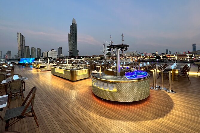Bangkok Royal Galaxy Chao Phraya River Dinner Cruise - Welcome drink and the dinner plan: seafood plus international favorites