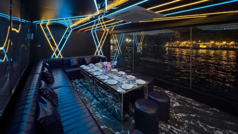 Bangkok: Royal Galaxy Cruise with Hotel Transfer - Night views of Bangkok’s icons: what you’ll see from the river
