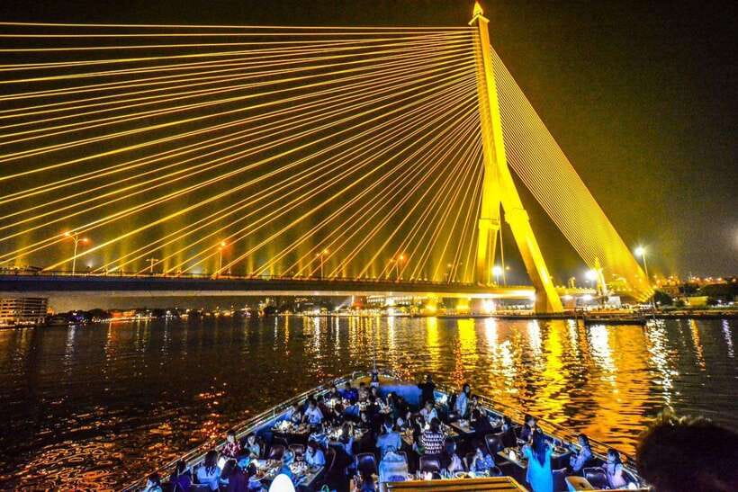 Bangkok: Royal Princess River Dinner Cruise with Live Music - Getting to Asiatique, exchanging your voucher, then boarding at Pier 1