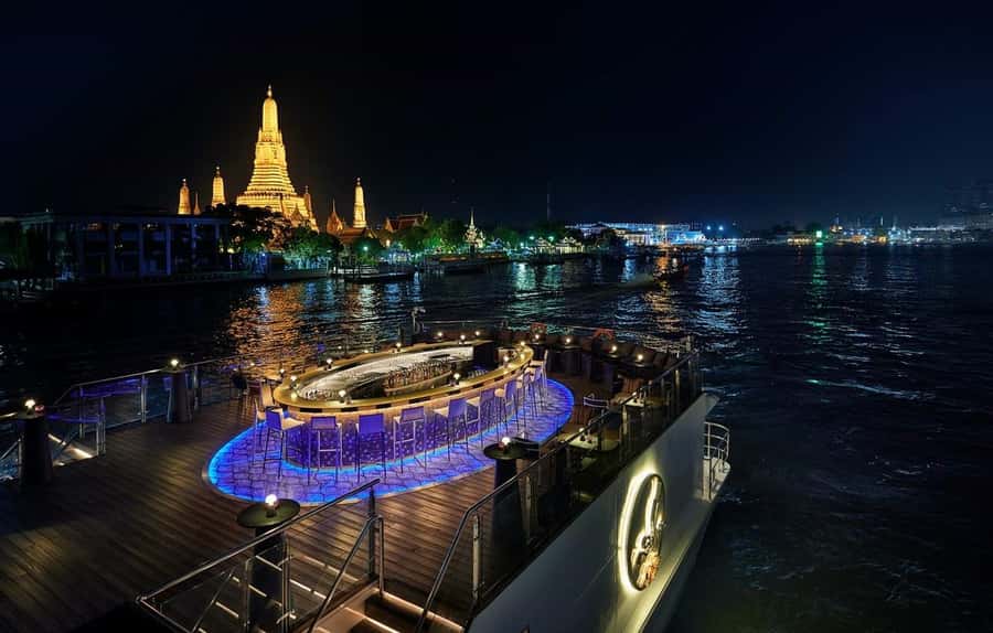 Bangkok: Saffron Chao Phraya River Dinner Cruise - Why the Chao Phraya looks better from a 38-metre dinner boat