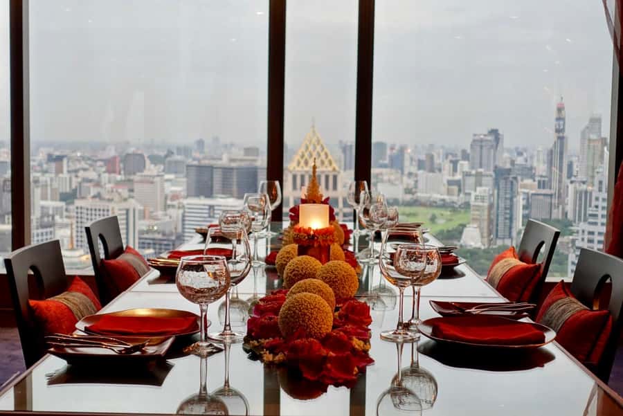 Bangkok: Saffron Contemporary Thai Signature F&B Package - Service Style: When the Staff Makes the Evening Easier