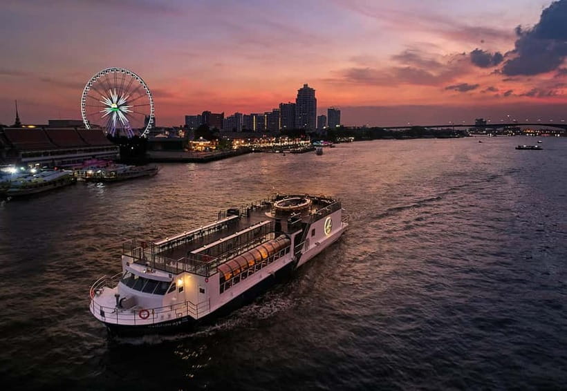 Bangkok: Saffron Cruise by Banyan Tree - Pier 1 check-in (6:15–6:50 pm): where your evening starts