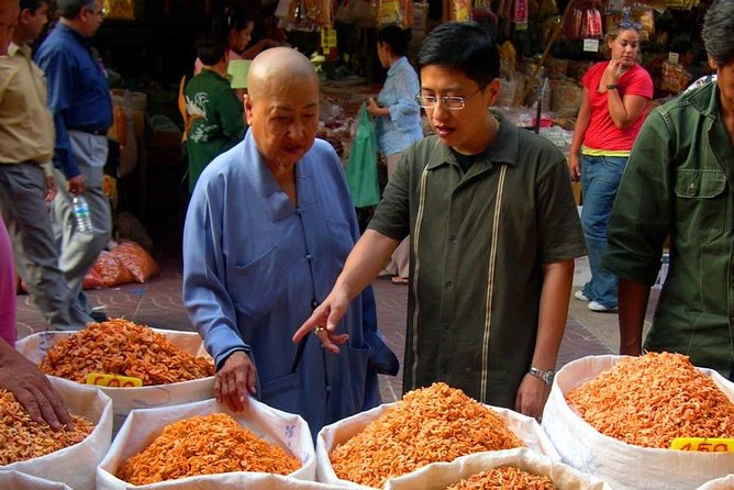 Bangkok Selfie Expert Tour: Little India, Wat Traimit & Wat Pho - Pak Khlong Talat (Flower Market), Phahurat Market (Little India), and Yaowarat (Chinatown): fast selfie stops with real street flavor