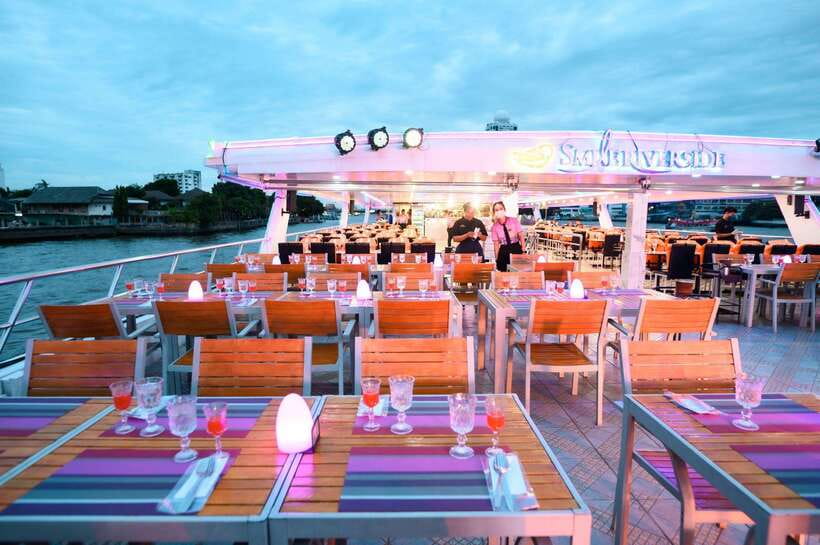 Bangkok: Smile Riverside Dinner Cruise - Icon Siam Pier to Boarding: The Easy Start