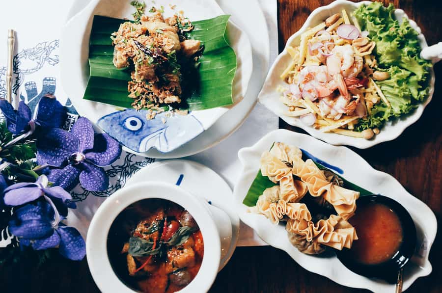 Bangkok: Street Art and Street Food Walking Tour - Key things that make this tour worth your time