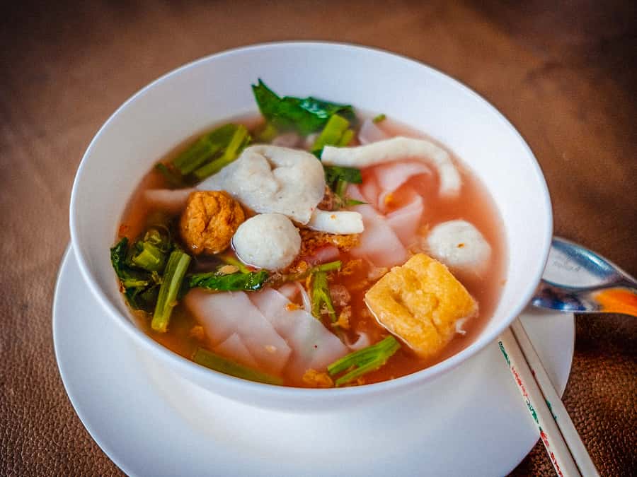 Bangkok: Street Art and Street Food Walking Tour - Klong San Market: where the food tour gets real