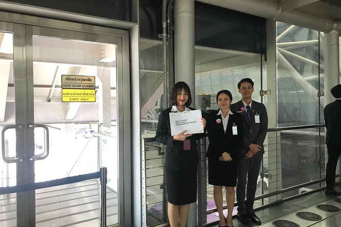 Bangkok Suvaanabhumi Airport: Guide Fasttrack Immigration Service - From plane bridge to immigration: how the escort usually works