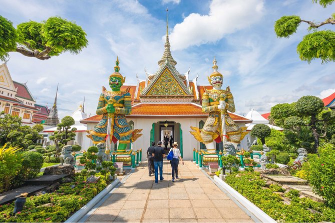 Bangkok Temples Private Tour from Pattaya – Full Day - Wat Traimit: The 5.5-Ton Golden Buddha Finish