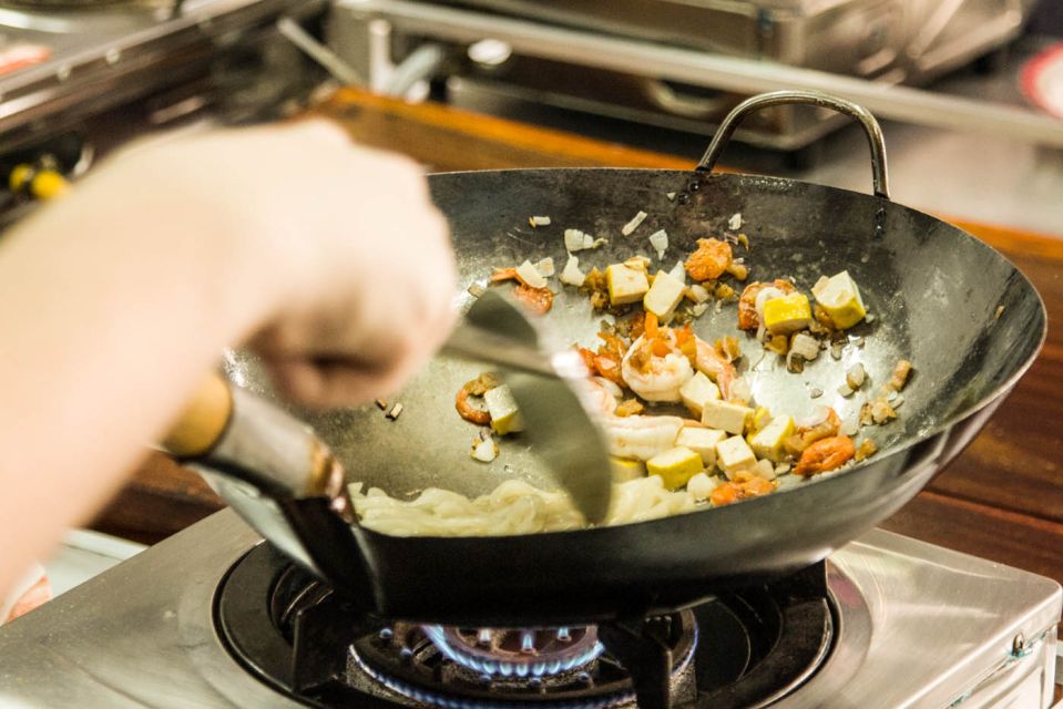 Bangkok: Thai Cooking Class and Onnuch Market Tour - Who This Tour Fits Best (and Who Might Not Love It)
