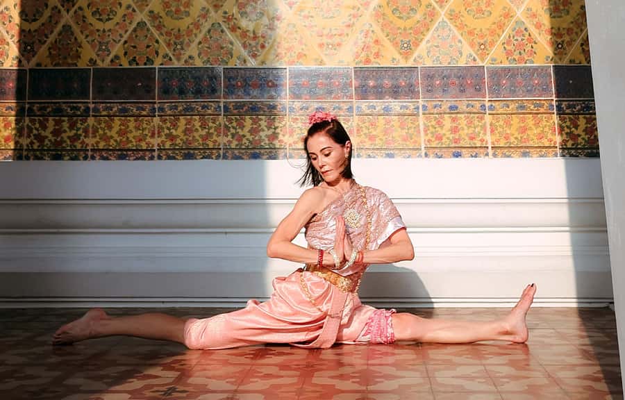 Bangkok: Thai Costume Photoshoot at Wat Arun - Key points to know before you go