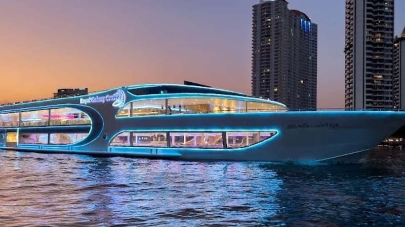 Bangkok: The Planet Cruise with Option Hotel Transfer - Getting to Asiatique: hotel pickup vs. your own check-in