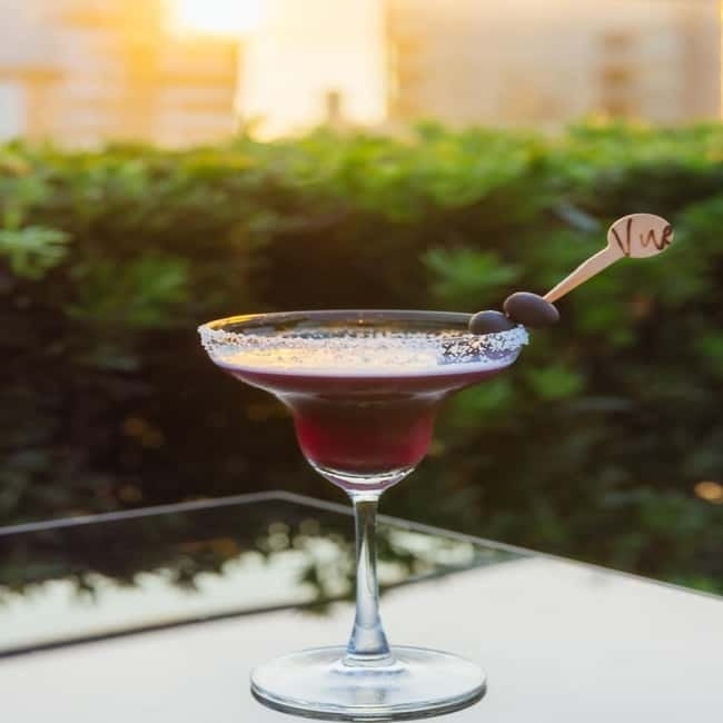 Bangkok: The Vue Bar Rooftop at Mercure Bangkok Sukhumvit 24 - Sharing platters that are more filling than you expect