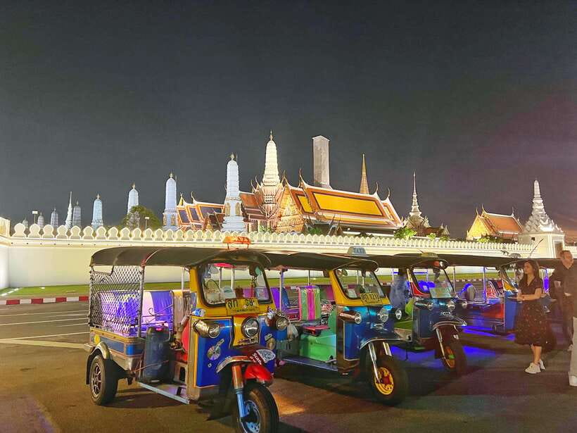 Bangkok Tuk-Tuk by Night with Chinatown Street Food Meal - Start Smart at BTS Saphan Taksin (Exit 2 by the River)
