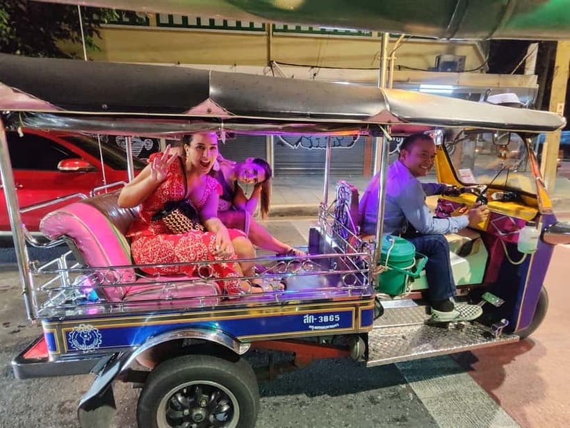 Bangkok Tuk Tuk Tour with Hotel Pick up and Dinner - Your Route Starts in Chinatown for Real Food Energy