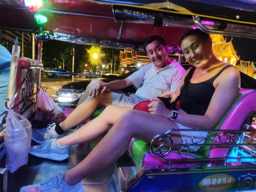 Bangkok Tuk Tuk Tour with Hotel Pick up and Dinner - Temple of Dawn: A Signature Bangkok Stop Without the Stress