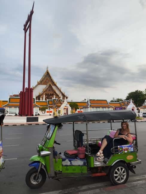 Bangkok Tuk Tuk Tour with Hotel Pick up and Dinner - Khao San Road: Where Bangkok Shows Its Stranger, Scrappier Side