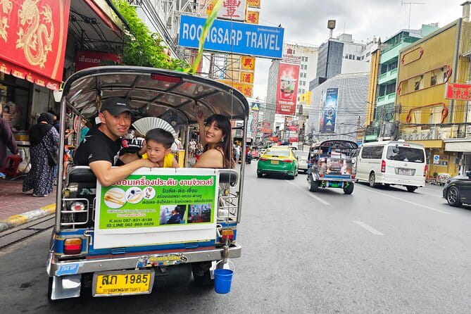 Bangkok TUK TUK Twilight Cultures Market and Food Taste - Where you start: the meeting point and the time feel